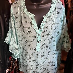 Vince Camuto Mint Green Floral Blouse